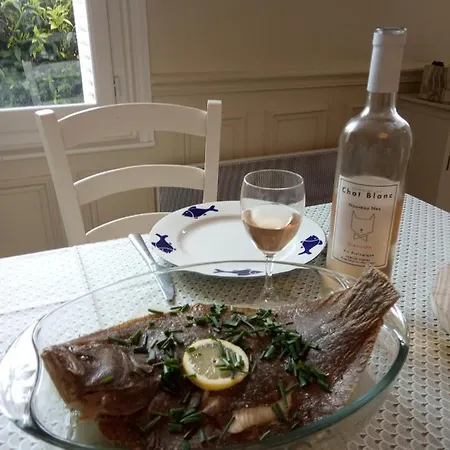 Le De La - 2ch, 2 Sdb - Terrasse - Deco De Charme - 500m Cabourg