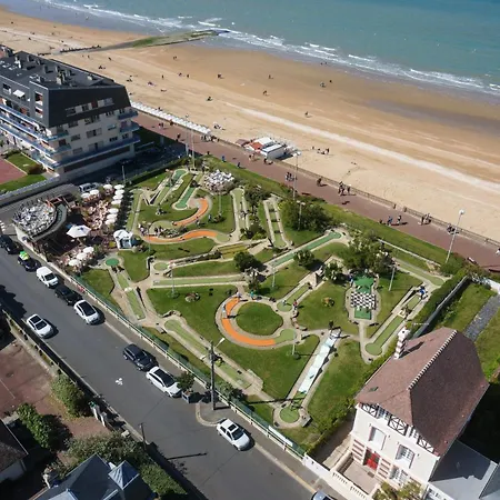 Casa de Férias Le De La - 2ch, 2 Sdb - Terrasse - Deco De Charme - 500m Cabourg